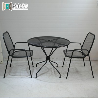 야외용 철망 테이블의자세트 - 테이블 5개, 의자 18개