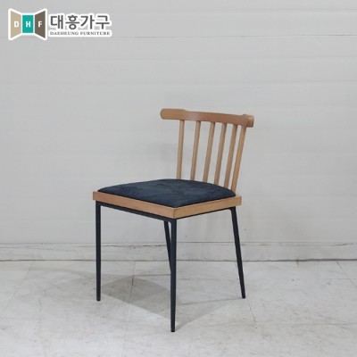 중고목재 의자 - 7EA