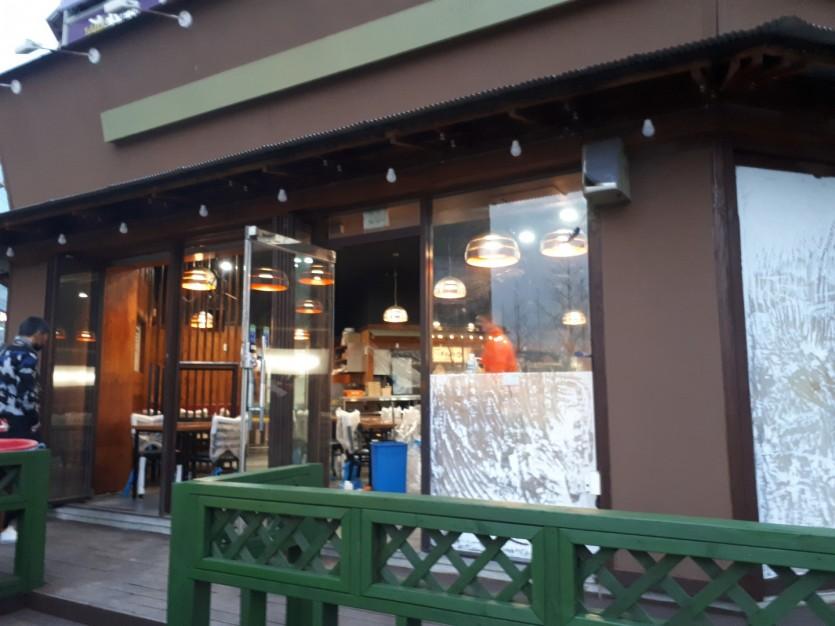 숯불갈비집 납품 현장 사진 2